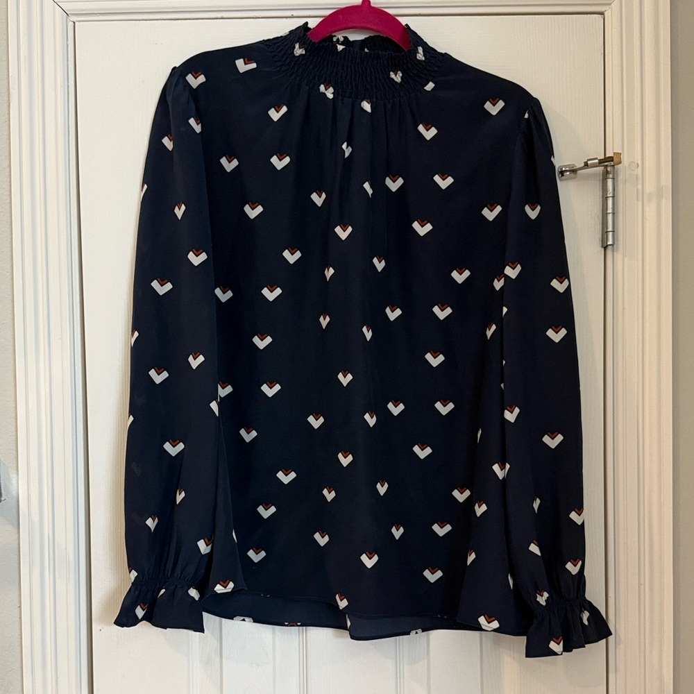 Tucker “The Stella Top” Navy Blouse with geometric Pattern, Sz Large